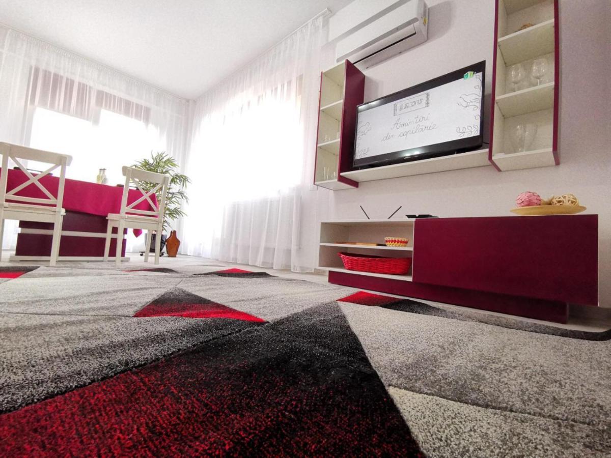 Violet Apartment-Brilliant Apartments Констанца Экстерьер фото